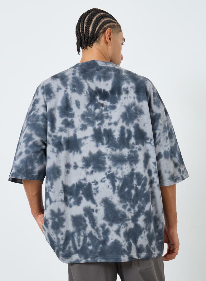 Styli Men Grey Tie-Dye Graphic Print Oversized T-Shirt - Image 3